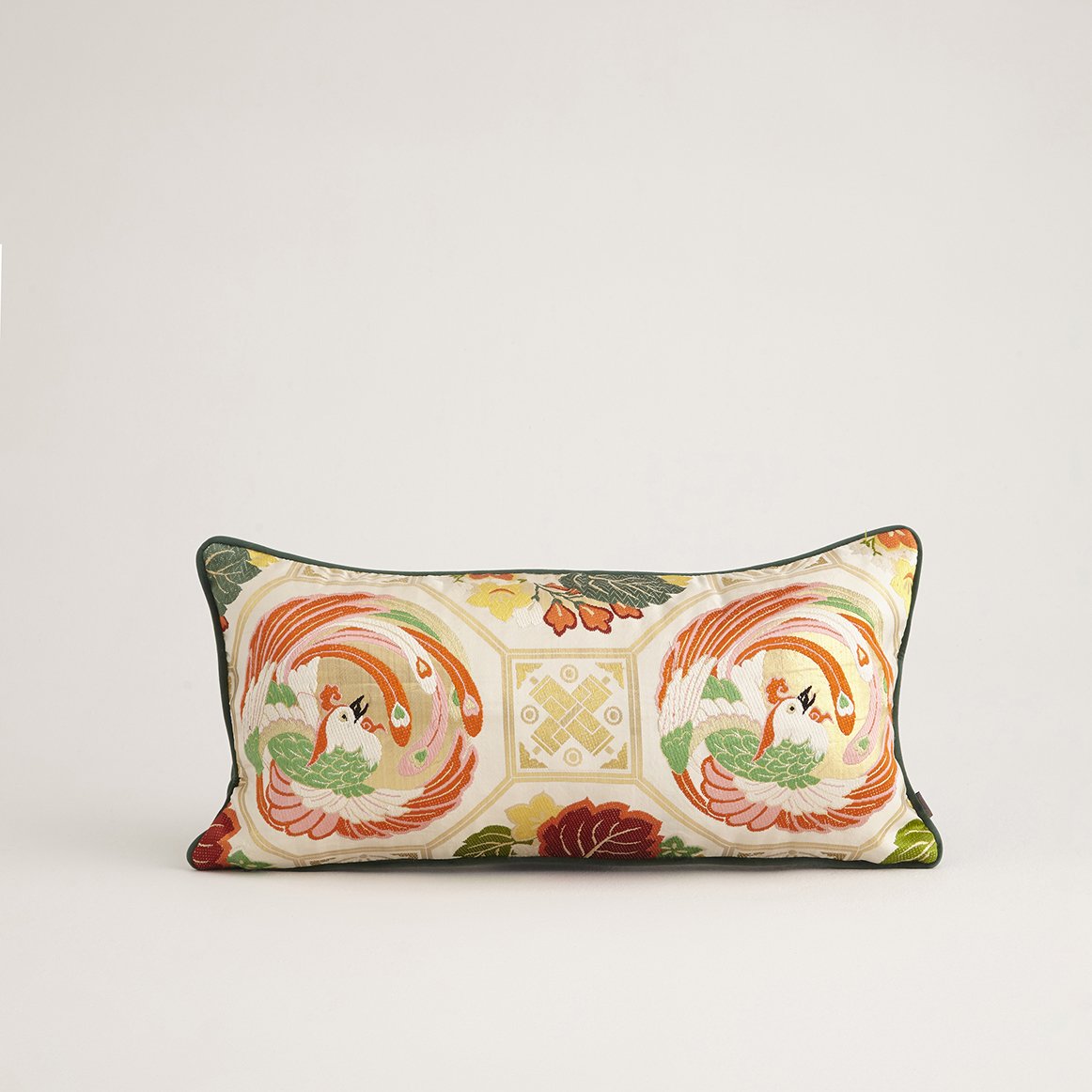 crane design on japanese pillows
